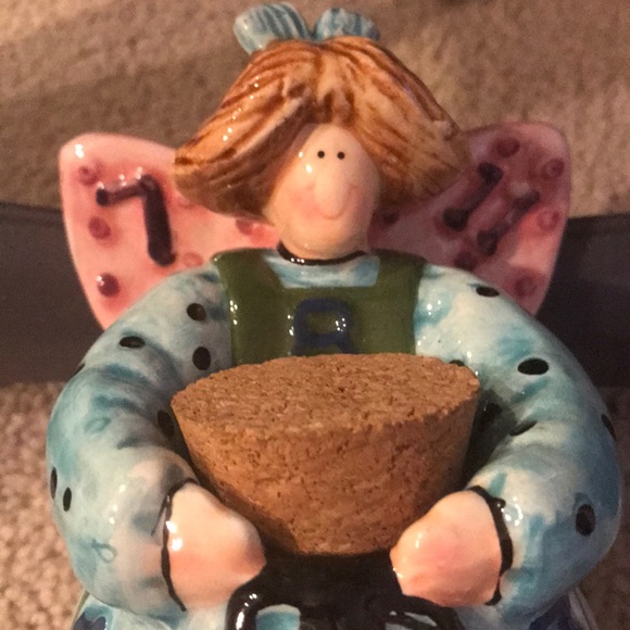 Angel - Picture 2 of 2